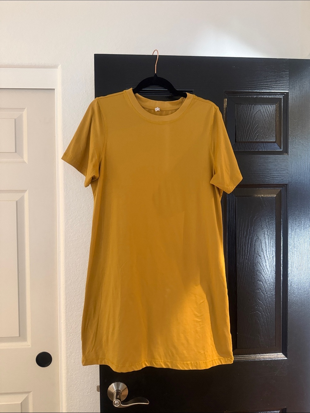 7 Diamonds Mustard Crewneck Tee